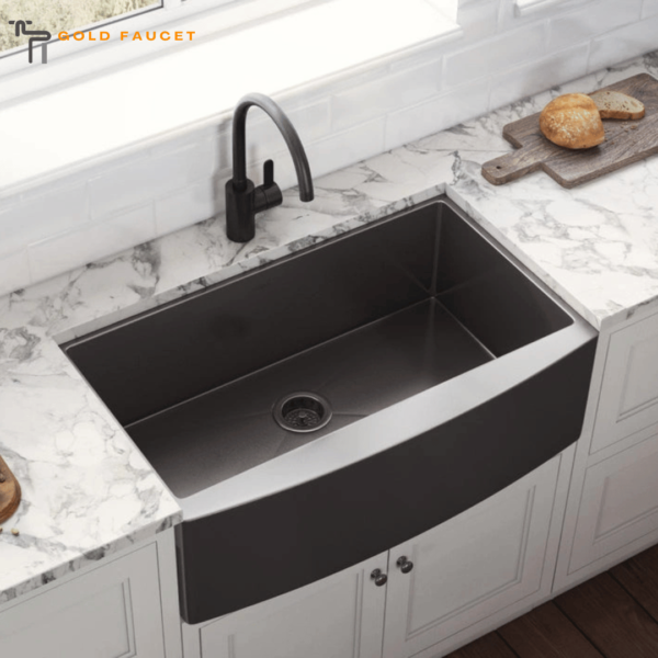 Apron Farmhouse Sink