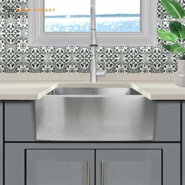 APRON Farmhouse Sink